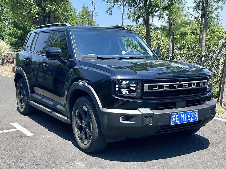 Jetour T1 — representative photograph of this model family; generation, year and trim may differ.