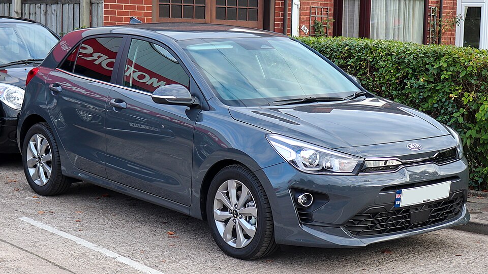 Kia Rio — representative photograph of this model family; generation, year and trim may differ.