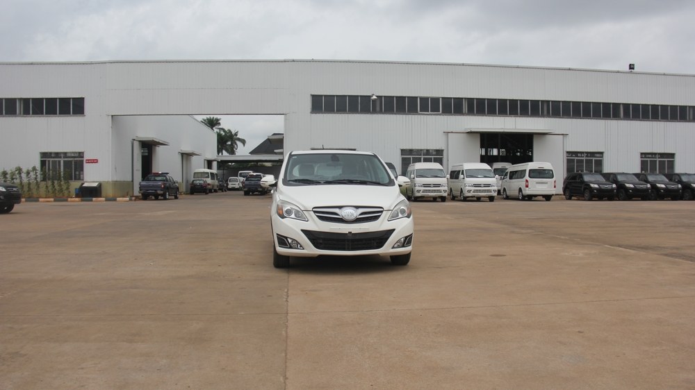 Innoson Fox — official manufacturer model photograph; year and trim may differ.