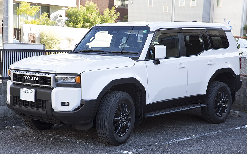 Toyota Land Cruiser Prado — representative photograph of this model family; generation, year and trim may differ.