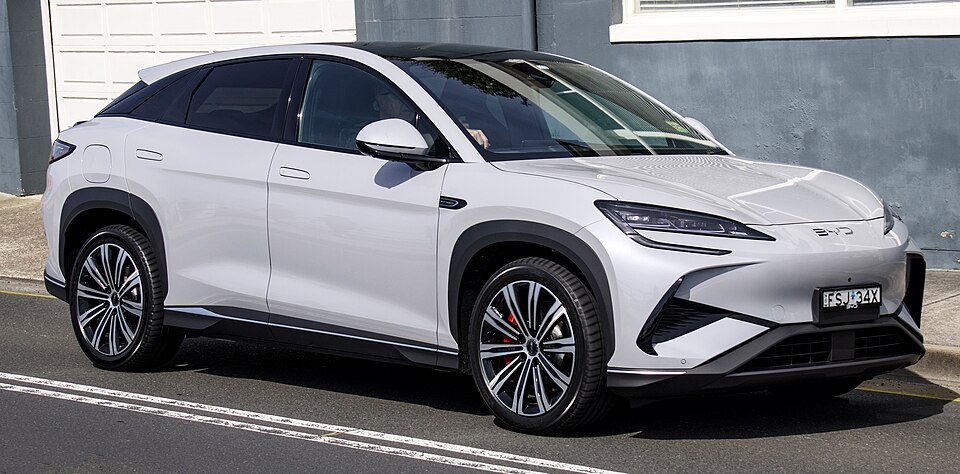 BYD Sealion 7 — representative photograph of this model family; generation, year and trim may differ.