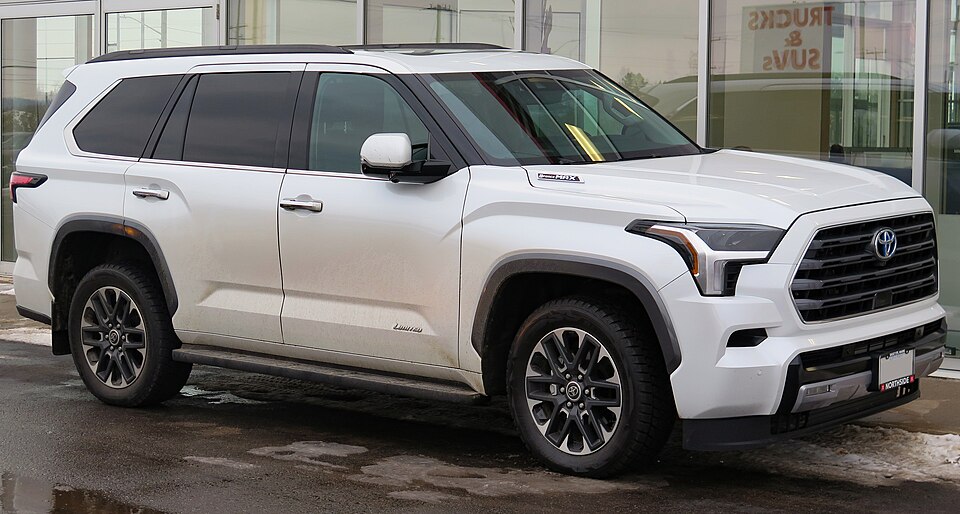Toyota Sequoia — representative photograph of this model family; generation, year and trim may differ.